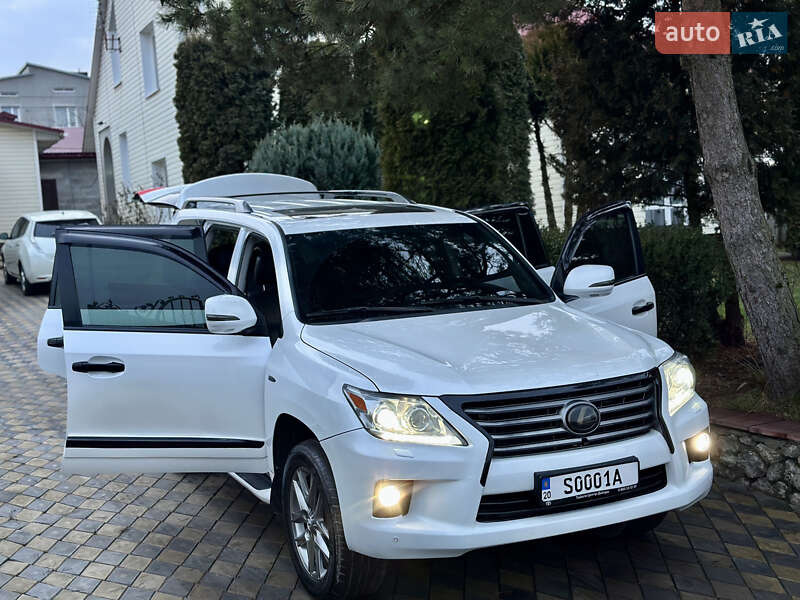 Внедорожник / Кроссовер Lexus LX 2008 в Тернополе