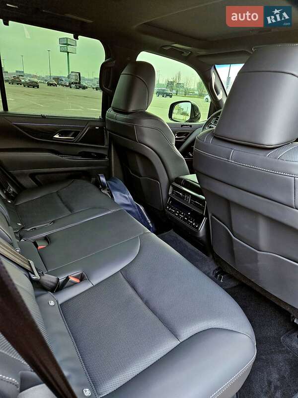 Внедорожник / Кроссовер Lexus LX 2025 в Киеве