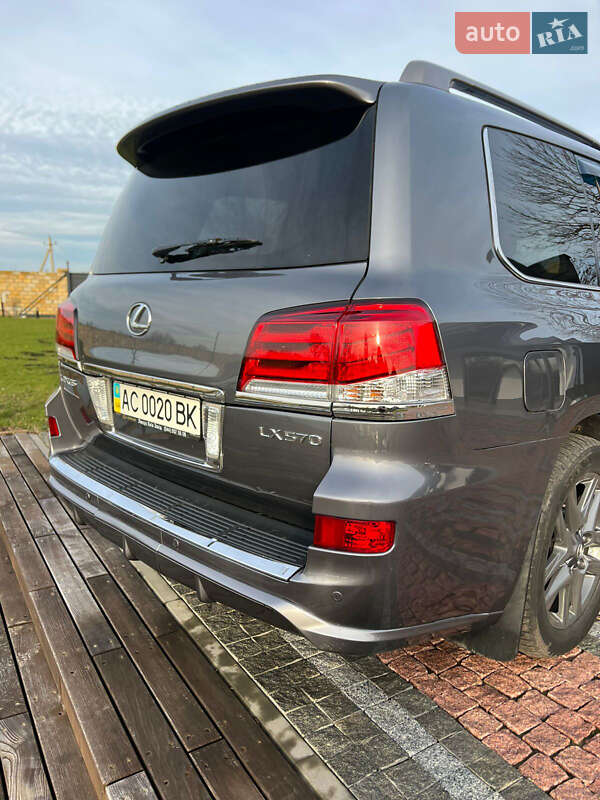 Внедорожник / Кроссовер Lexus LX 2014 в Нововолынске фото 11 Внедорожник / Кроссовер Lexus LX 2014 в Нововолынске