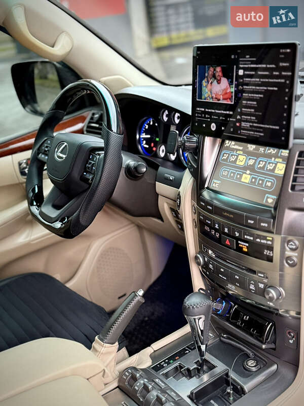 Внедорожник / Кроссовер Lexus LX 2008 в Запорожье