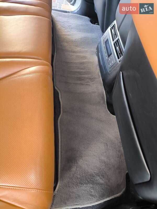 Позашляховик / Кросовер Lexus LX 2010 в Одесі