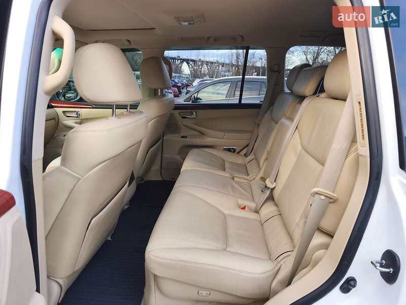 Позашляховик / Кросовер Lexus LX 2010 в Дніпрі