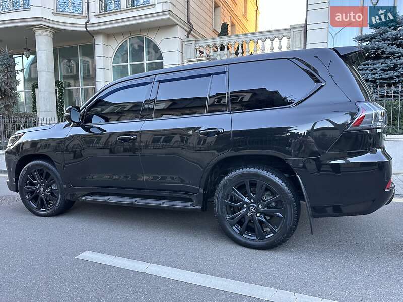 Внедорожник / Кроссовер Lexus LX 2021 в Киеве