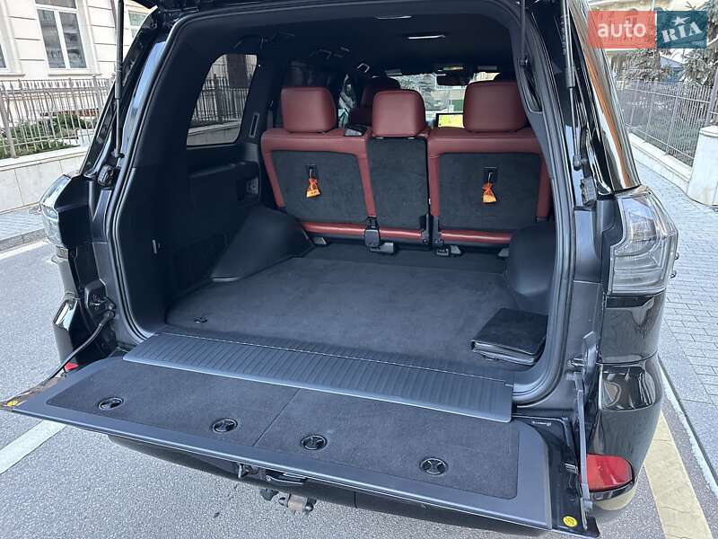 Внедорожник / Кроссовер Lexus LX 2021 в Киеве