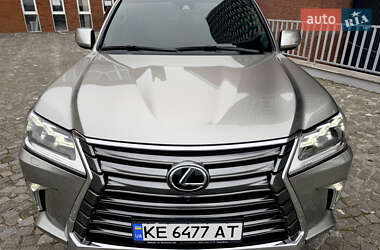 Позашляховик / Кросовер Lexus LX 2016 в Дніпрі