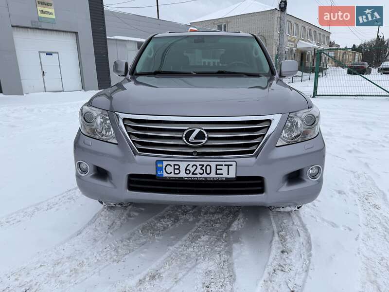 Внедорожник / Кроссовер Lexus LX 2008 в Киеве