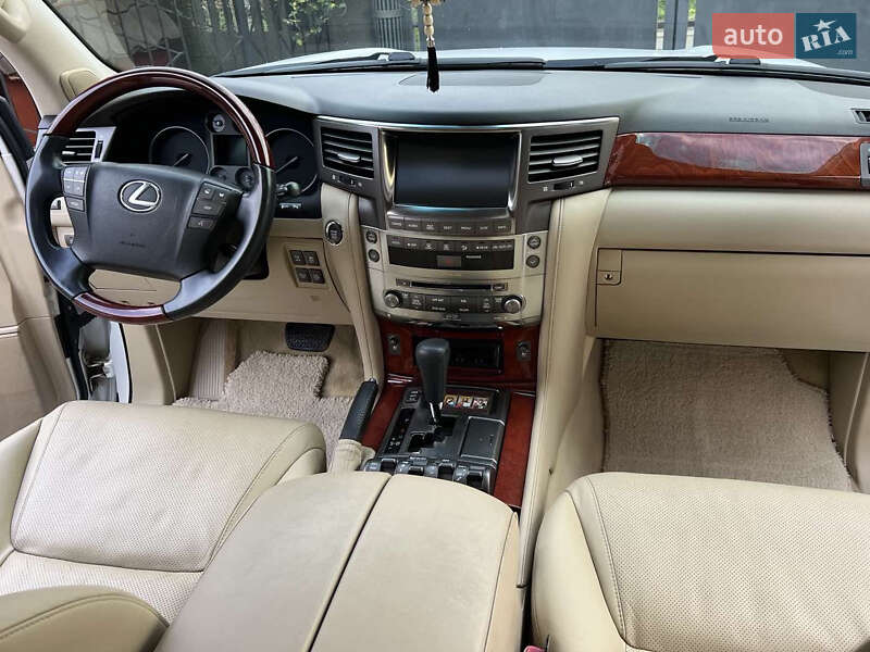 Внедорожник / Кроссовер Lexus LX 2008 в Черновцах фото 42 Внедорожник / Кроссовер Lexus LX 2008 в Черновцах