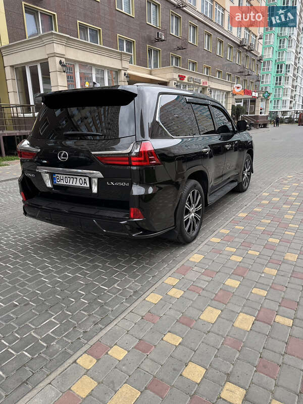 Внедорожник / Кроссовер Lexus LX 2016 в Одессе фото 2 Внедорожник / Кроссовер Lexus LX 2016 в Одессе