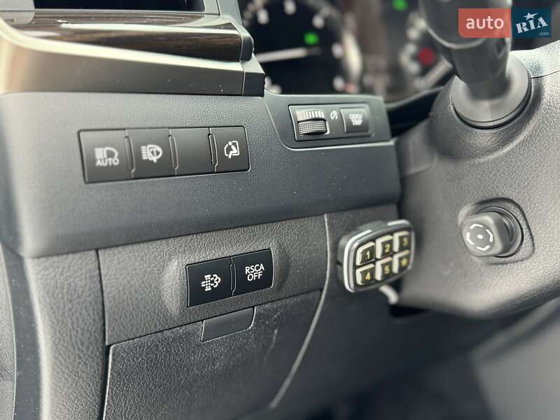 Внедорожник / Кроссовер Lexus LX 2017 в Киеве