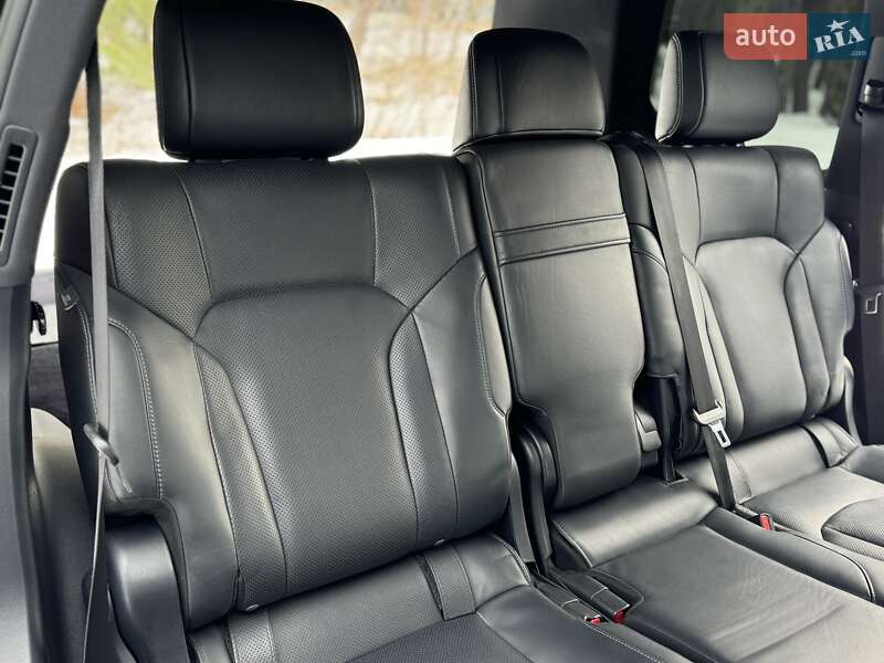 Внедорожник / Кроссовер Lexus LX 2017 в Киеве