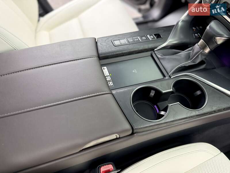 Внедорожник / Кроссовер Lexus LX 2022 в Киеве