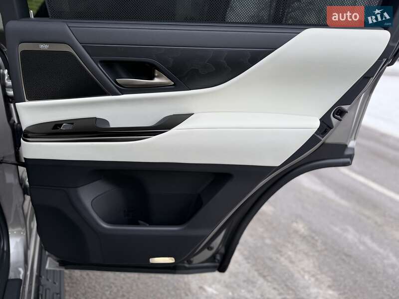 Внедорожник / Кроссовер Lexus LX 2022 в Киеве