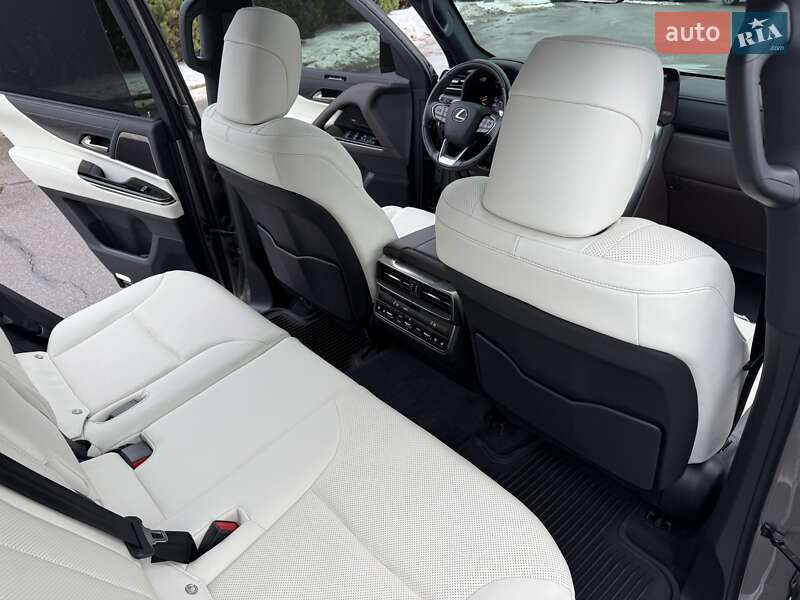 Внедорожник / Кроссовер Lexus LX 2022 в Киеве