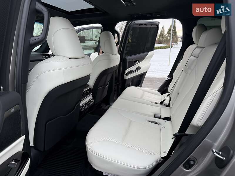 Внедорожник / Кроссовер Lexus LX 2022 в Киеве