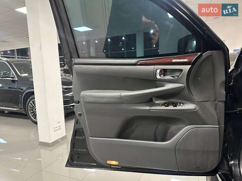 Позашляховик / Кросовер Lexus LX 2010 в Києві фото 9 Позашляховик / Кросовер Lexus LX 2010 в Києві