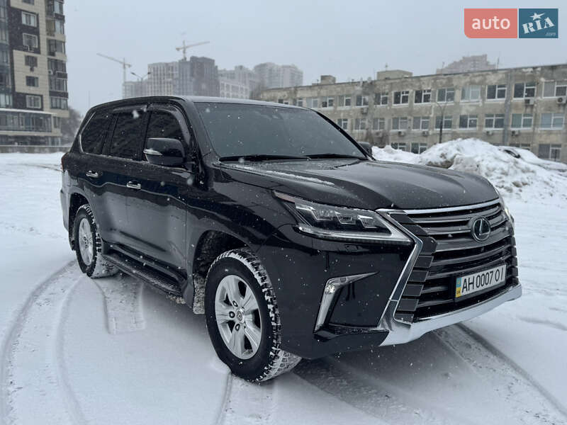 Внедорожник / Кроссовер Lexus LX 2015 в Киеве