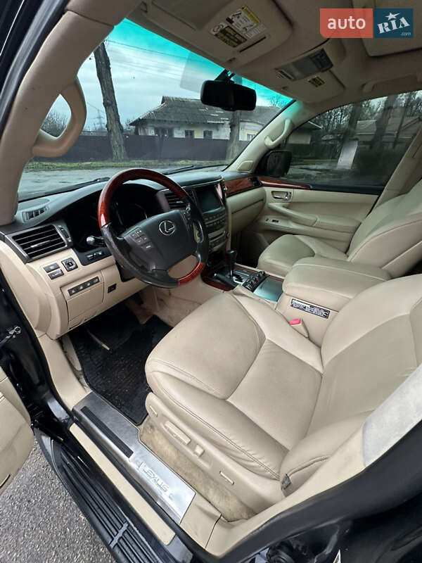 Внедорожник / Кроссовер Lexus LX 2008 в Днепре