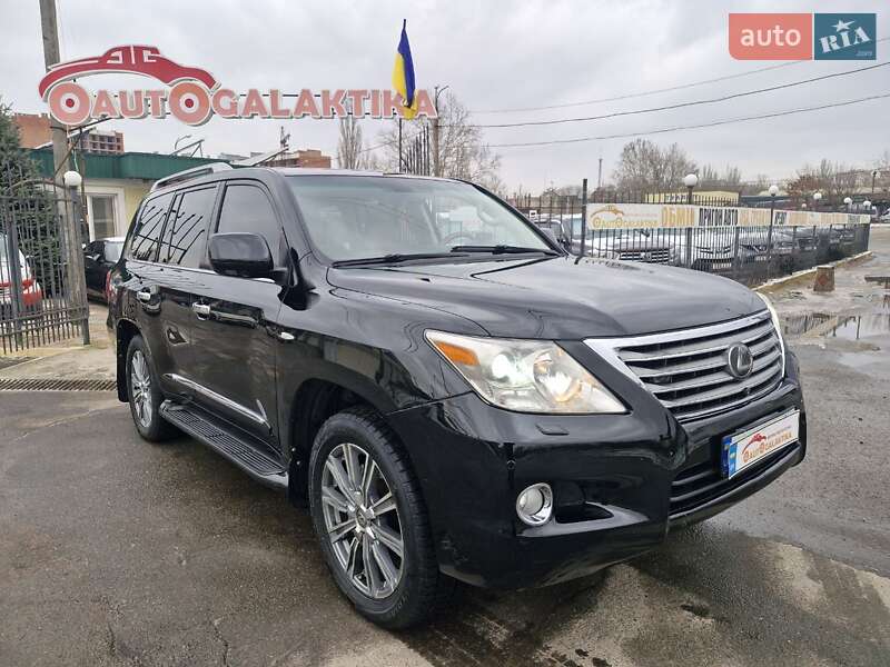 Lexus LX 2008