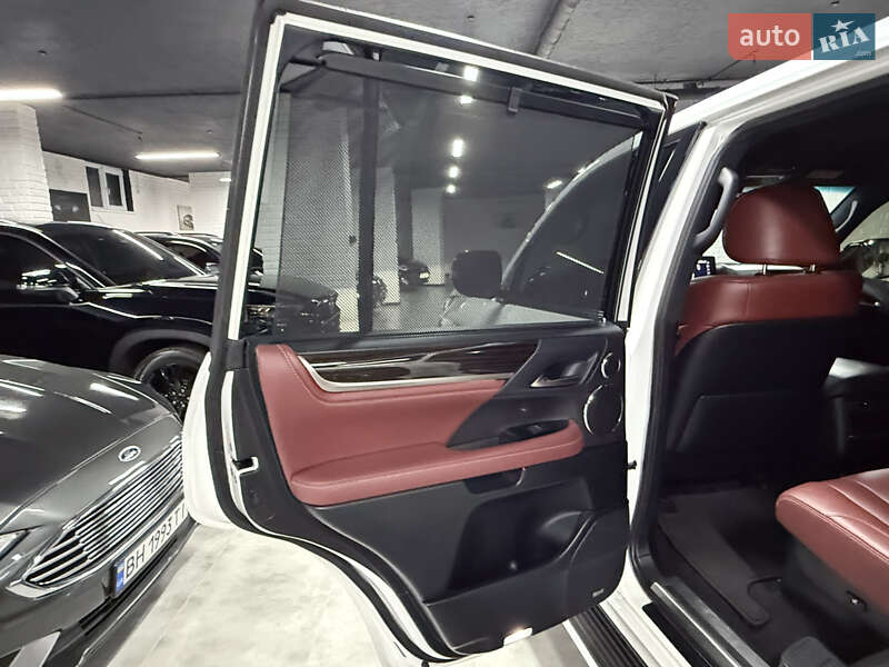 Внедорожник / Кроссовер Lexus LX 2020 в Одессе