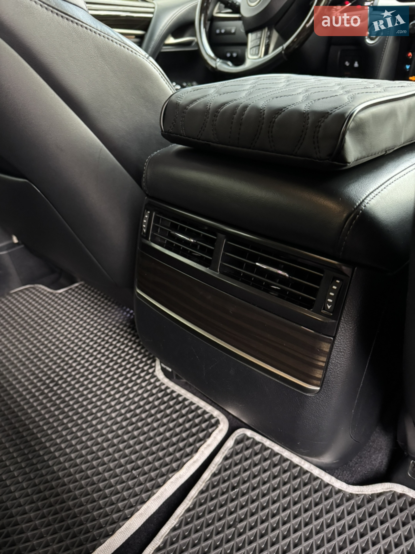 2015 Lexus LX - мініатюра 26