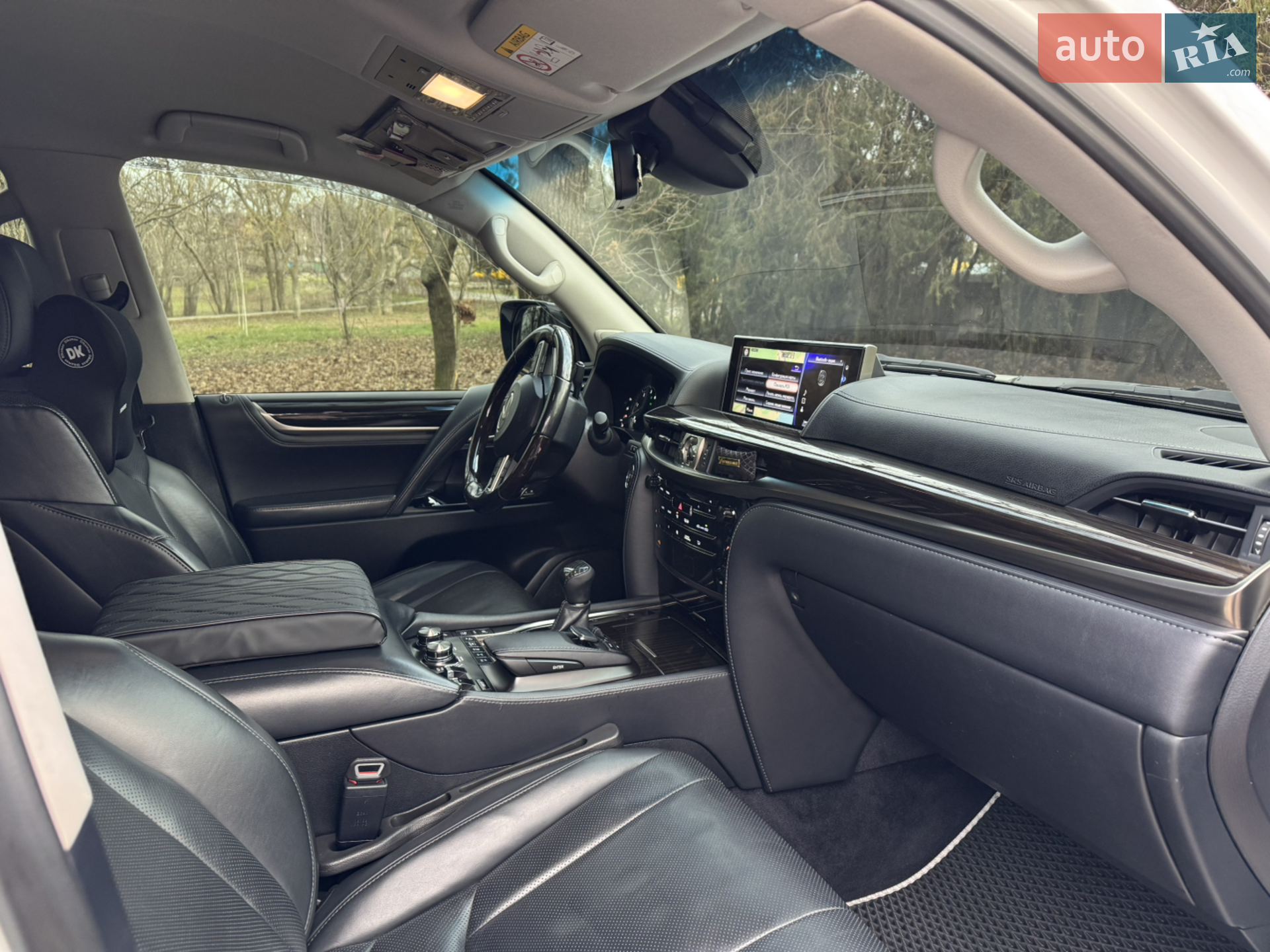 2015 Lexus LX - мініатюра 25