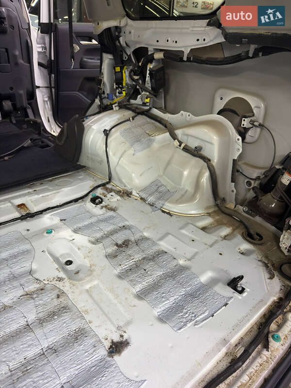 Позашляховик / Кросовер Lexus LX 2015 в Одесі