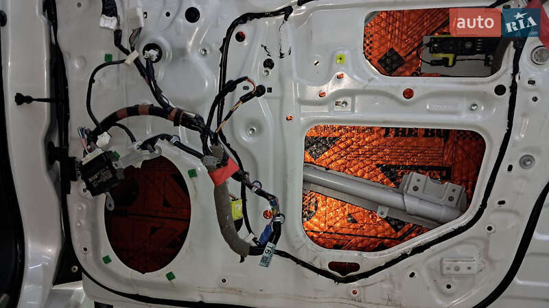 Позашляховик / Кросовер Lexus LX 2015 в Одесі