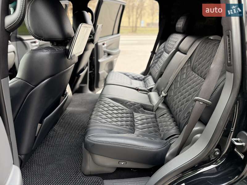 Внедорожник / Кроссовер Lexus LX 2008 в Днепре