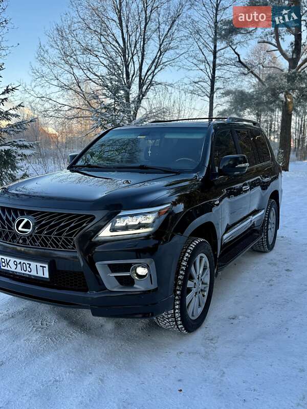 Внедорожник / Кроссовер Lexus LX 2010 в Рокитном