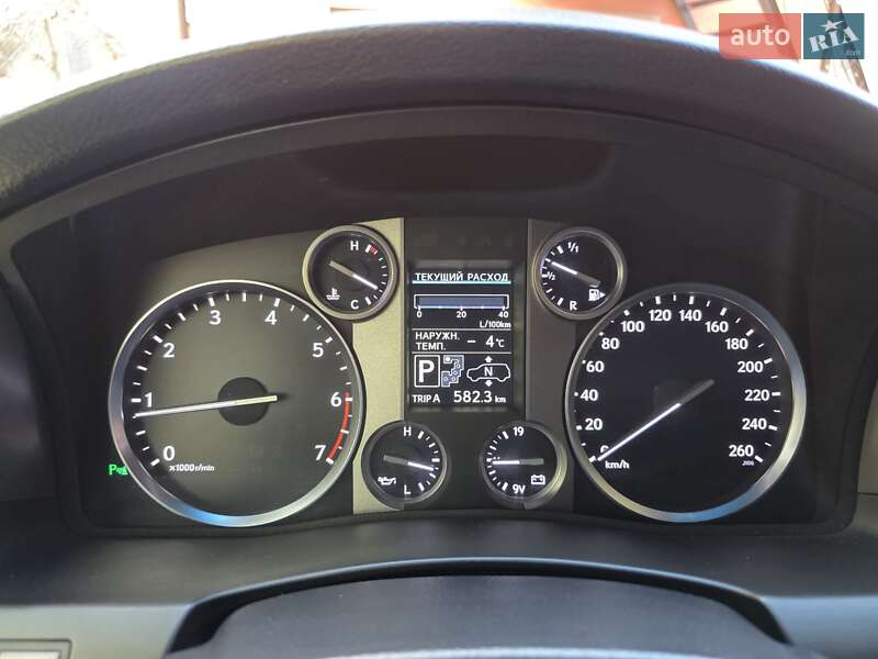 Внедорожник / Кроссовер Lexus LX 2014 в Пирятине