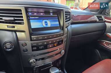 Позашляховик / Кросовер Lexus LX 2014 в Пирятині