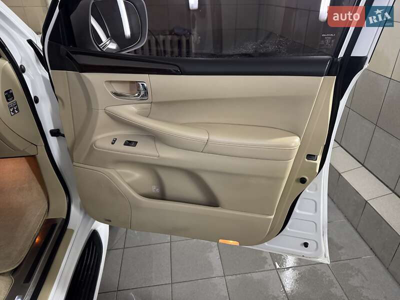 Внедорожник / Кроссовер Lexus LX 2012 в Умани