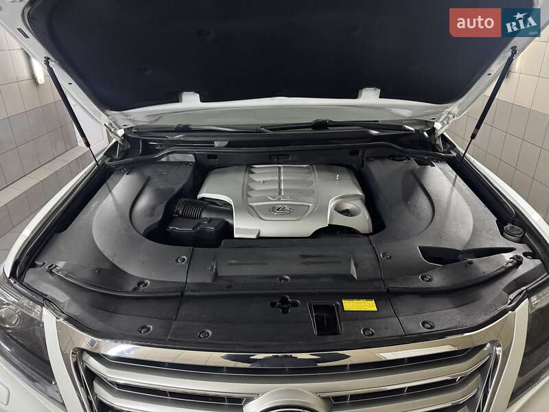 Внедорожник / Кроссовер Lexus LX 2012 в Умани