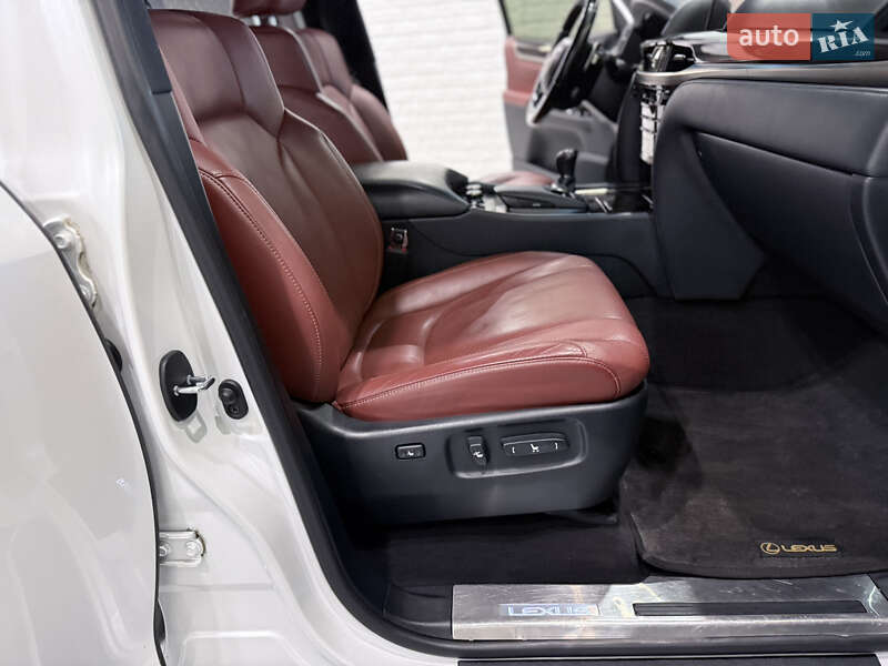 Внедорожник / Кроссовер Lexus LX 2020 в Одессе