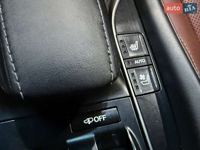 Внедорожник / Кроссовер Lexus LX 2020 в Одессе