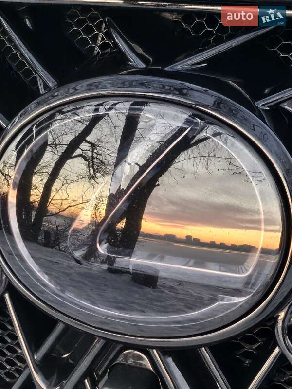 Позашляховик / Кросовер Lexus LX 2016 в Дніпрі