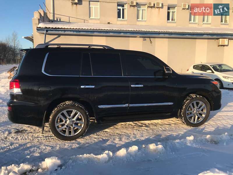 Внедорожник / Кроссовер Lexus LX 2013 в Львове