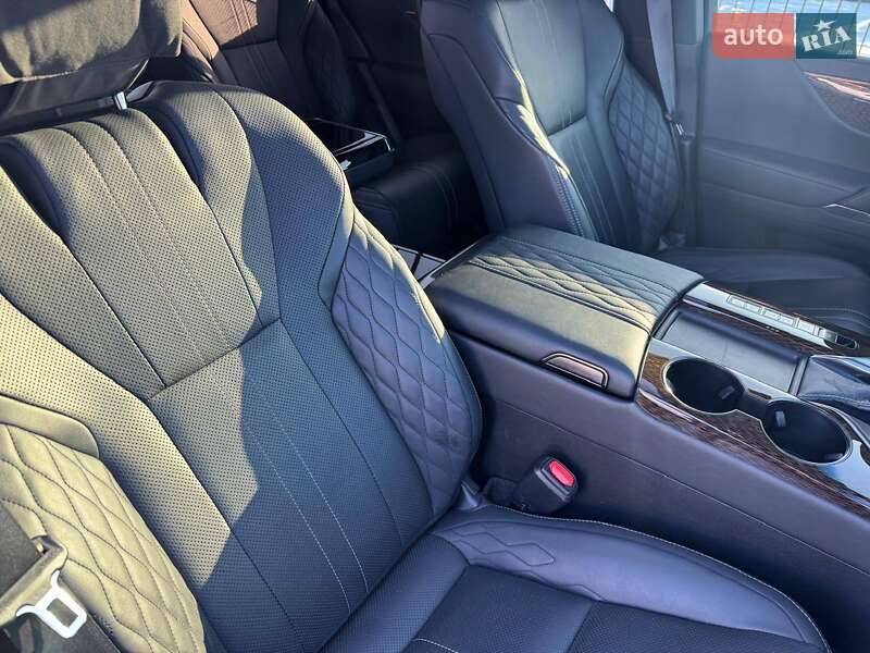 Внедорожник / Кроссовер Lexus LX 2023 в Киеве