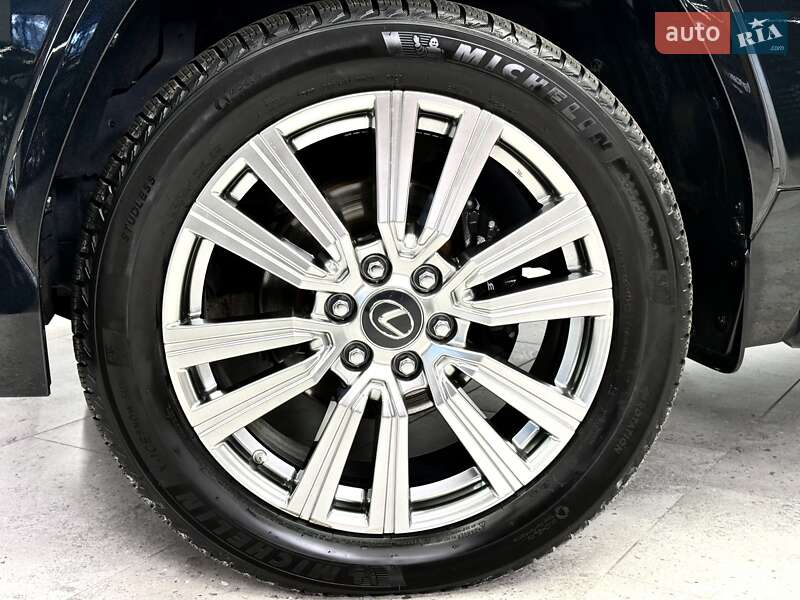 Позашляховик / Кросовер Lexus LX 2023 в Києві