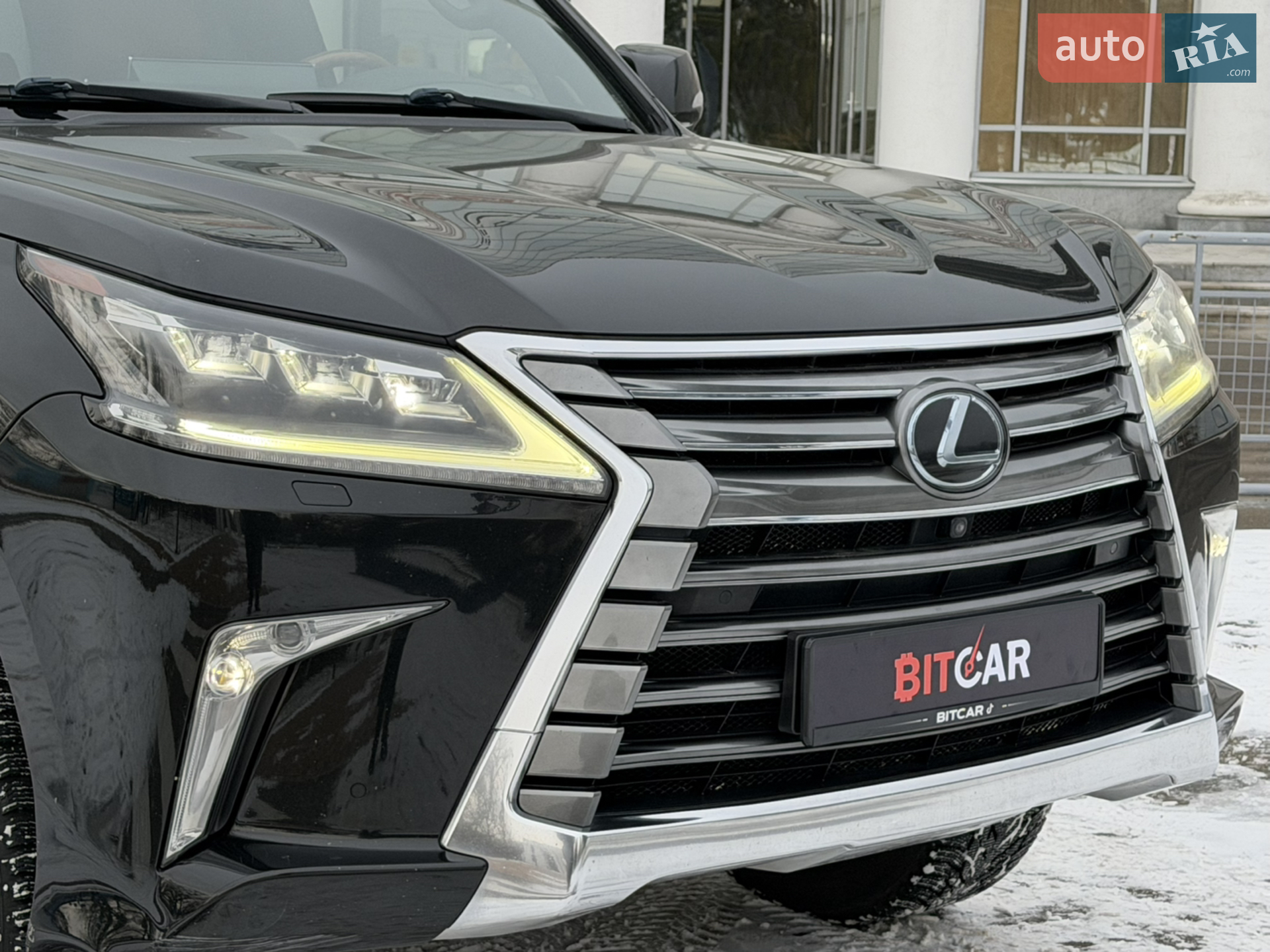 2016 Lexus LX - мініатюра 3