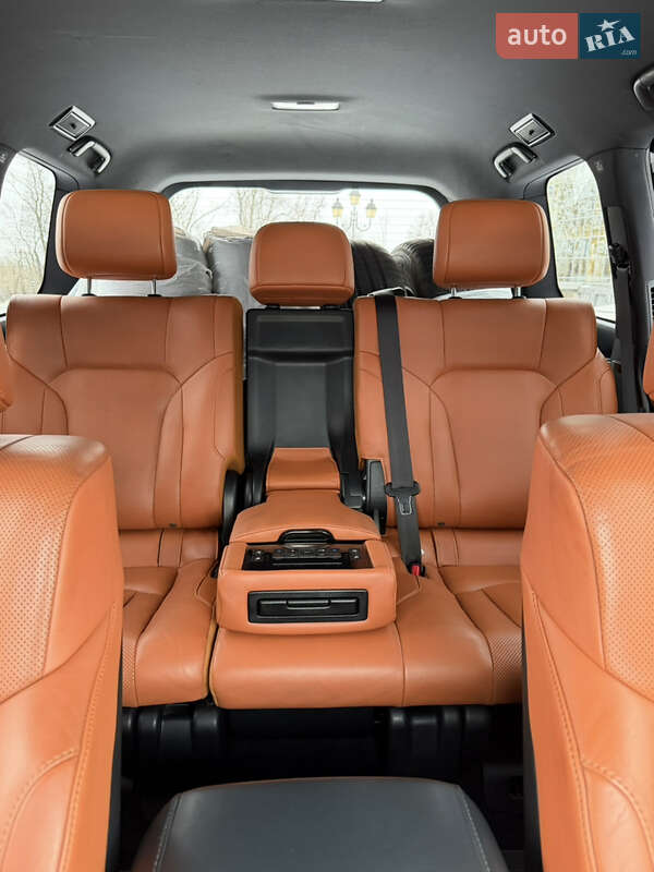 Внедорожник / Кроссовер Lexus LX 2016 в Одессе