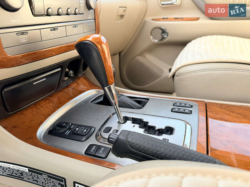 Позашляховик / Кросовер Lexus LX 2006 в Дніпрі