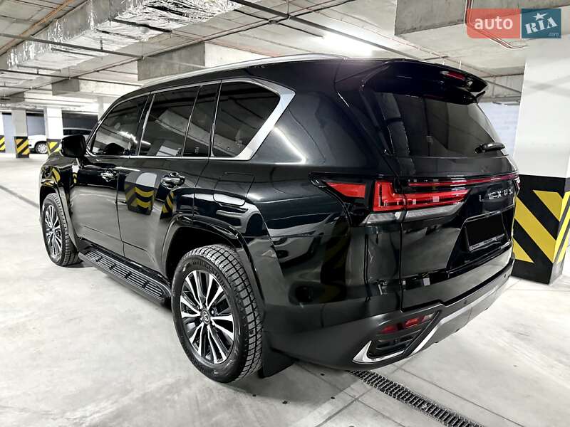 Позашляховик / Кросовер Lexus LX 2025 в Дніпрі