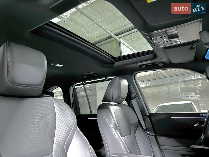 Позашляховик / Кросовер Lexus LX 2025 в Дніпрі
