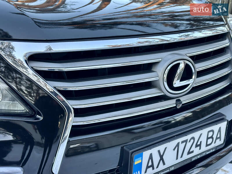 Внедорожник / Кроссовер Lexus LX 2013 в Киеве