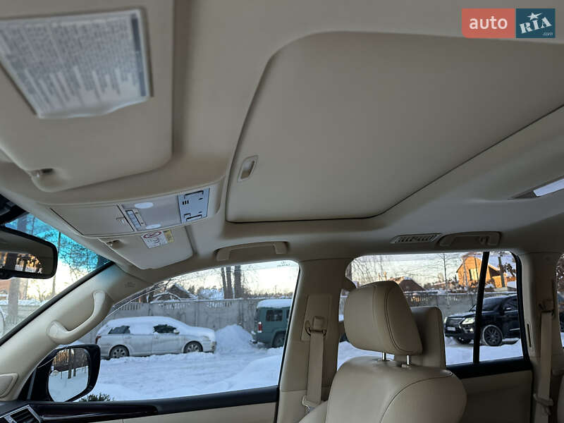 Внедорожник / Кроссовер Lexus LX 2013 в Киеве