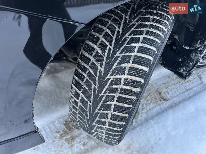 Внедорожник / Кроссовер Lexus LX 2013 в Киеве