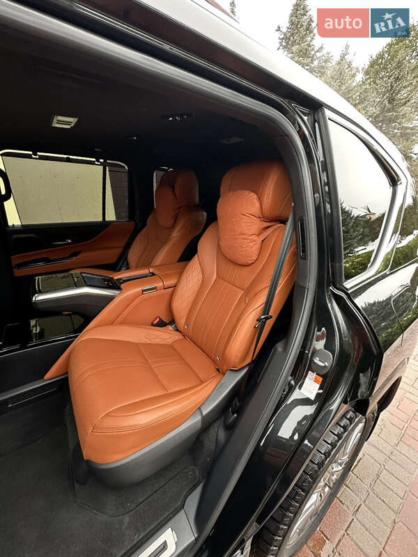 Позашляховик / Кросовер Lexus LX 2023 в Києві