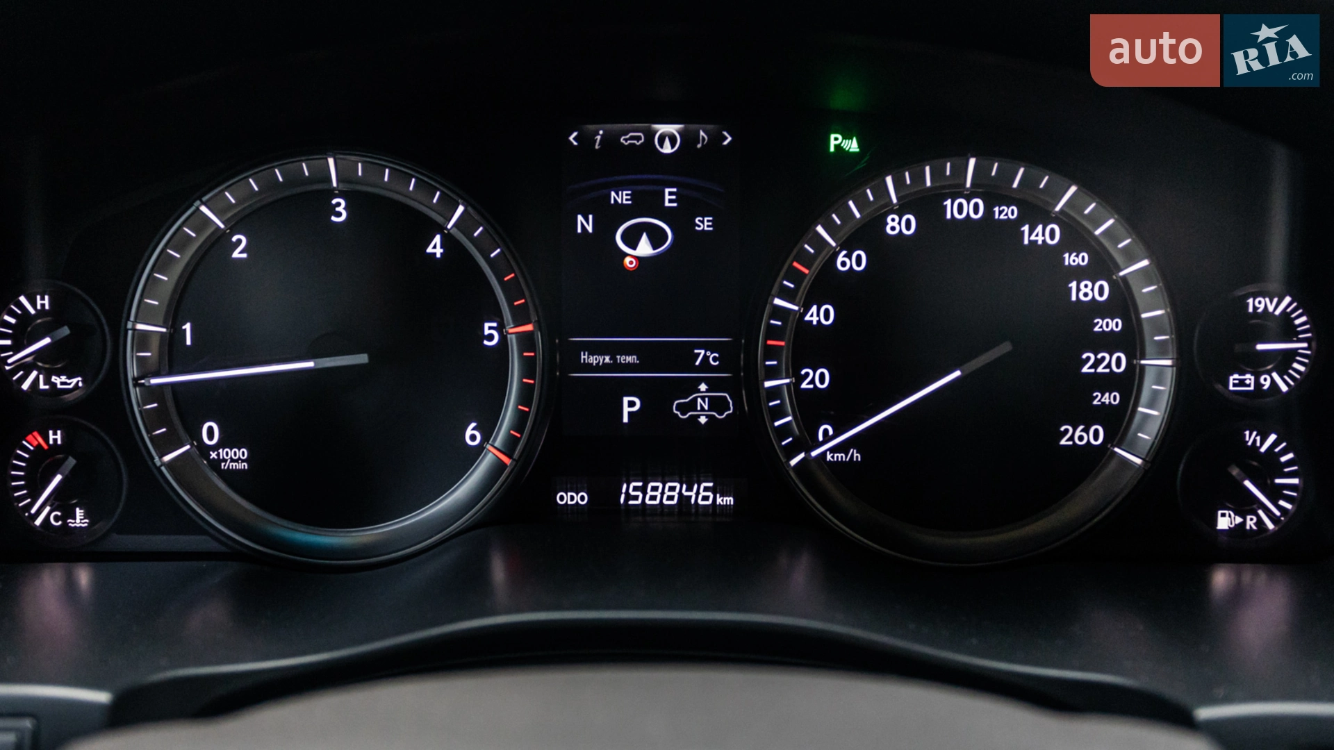 2016 Lexus LX - мініатюра 16