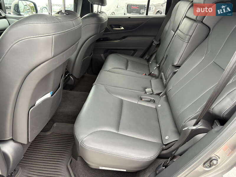 Позашляховик / Кросовер Lexus LX 2023 в Києві